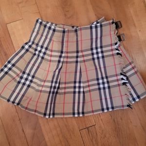 Burberry skirt